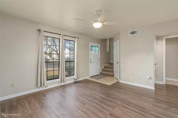 Shreveport, LA 71115,158 Chimney Stone Way