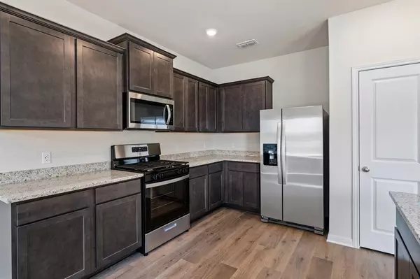 Ponder, TX 76259,13641 Turtle Mountain Road