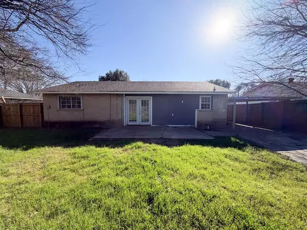 1307 Janann Avenue, Arlington, TX 76014