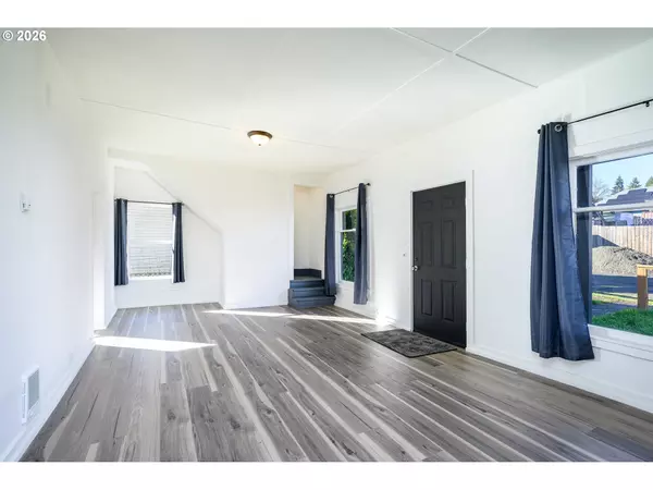 Willamina, OR 97396,131 NE 2ND ST