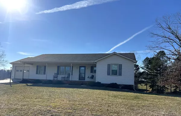 Hurt, VA 24563,511 Darrell LN