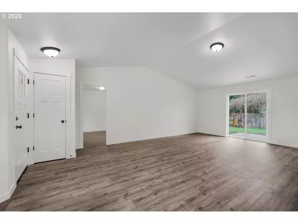 Veneta, OR 97487,87667 OAK ISLAND DR