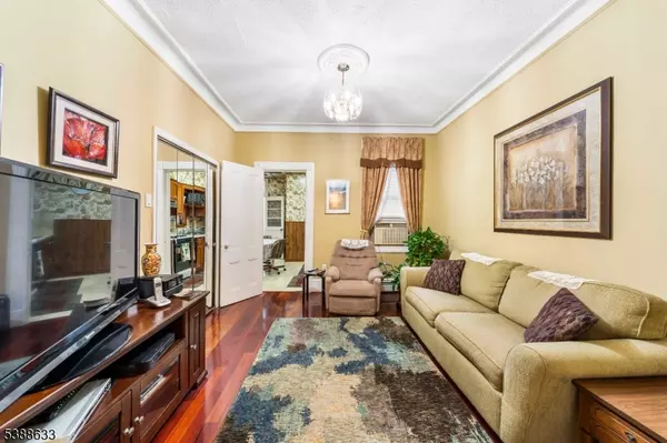 West New York Town, NJ 07093,415A 57Th St