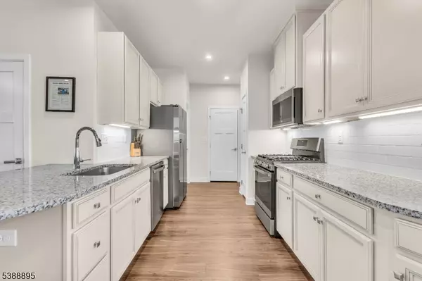 Washington Twp., NJ 07882,11 Sharp Shinned Ct