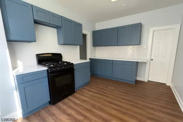 Newark City, NJ 07112,55 Schley St