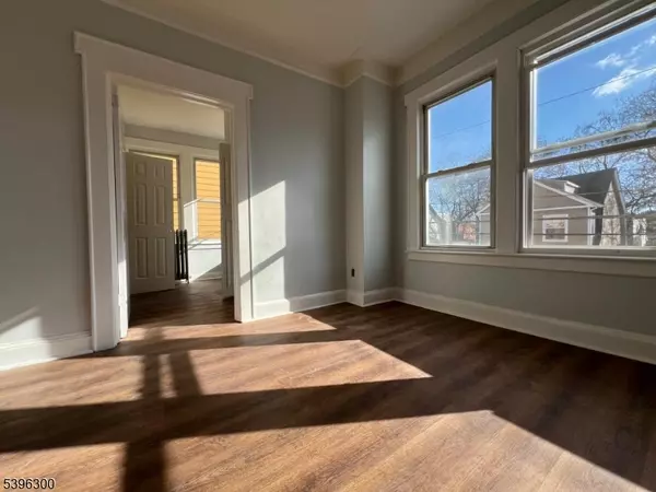 Newark City, NJ 07112,55 Schley St