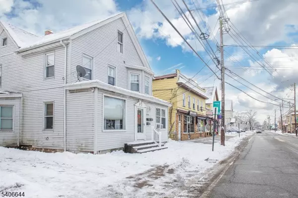 Wanaque Boro, NJ 07465,542 Ringwood Ave