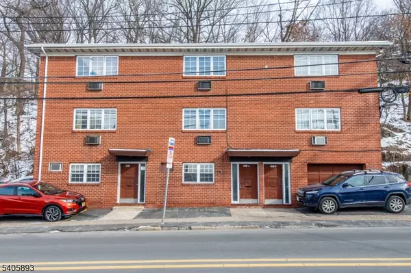 Fairview Boro, NJ 07022,601 Fairview Ave