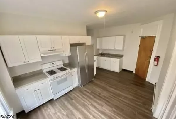 Clifton City, NJ 07011,9 Harrison Pl