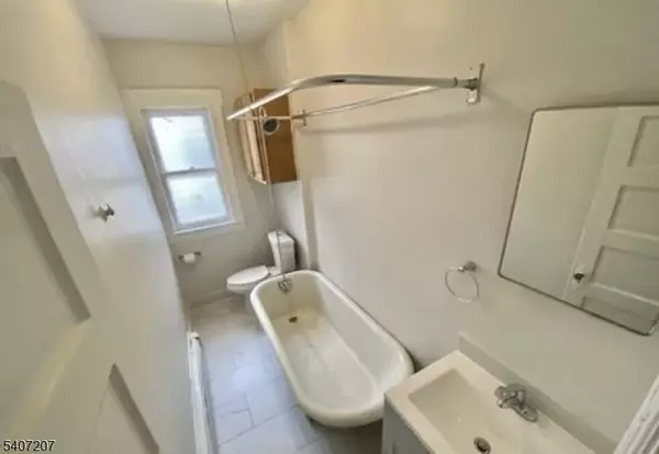 Clifton City, NJ 07011,9 Harrison Pl