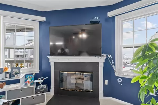 Paterson City, NJ 07501,49 Boulder Run Rd