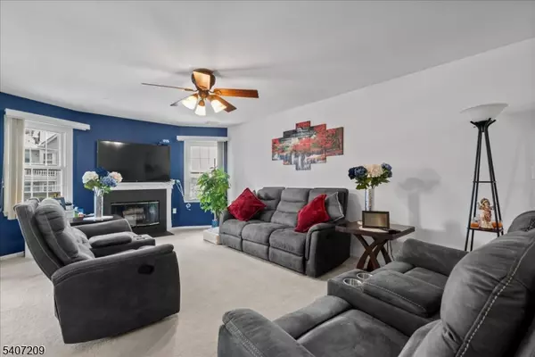 Paterson City, NJ 07501,49 Boulder Run Rd