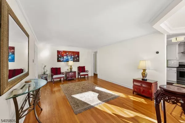 Union Twp., NJ 07083,1779 Oak Hill Dr