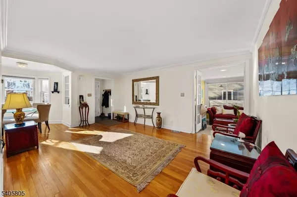 Union Twp., NJ 07083,1779 Oak Hill Dr