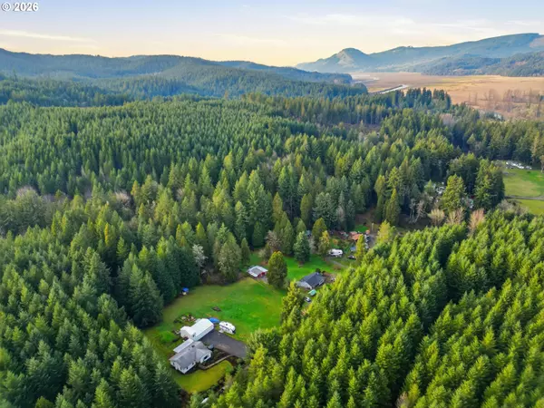 Dorena, OR 97434,36778 SHOREVIEW DR