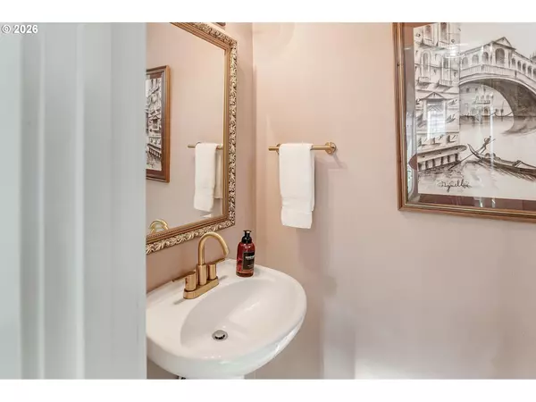 Sherwood, OR 97140,21724 SW VINTNER LN