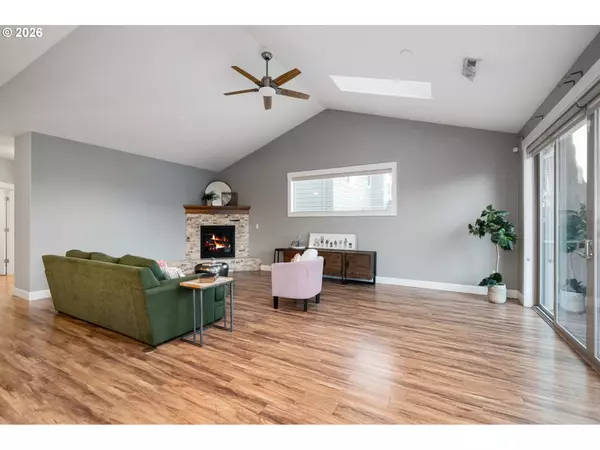 Vancouver, WA 98685,3216 NW 105TH ST