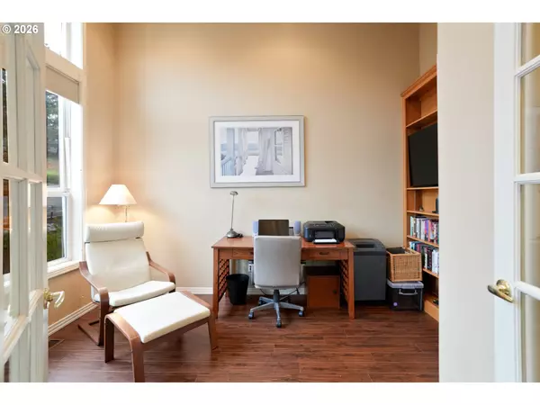 Salem, OR 97304,1654 PELICAN CT