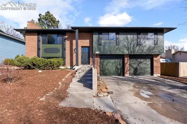 Colorado Springs, CO 80915,1709 Russell CIR