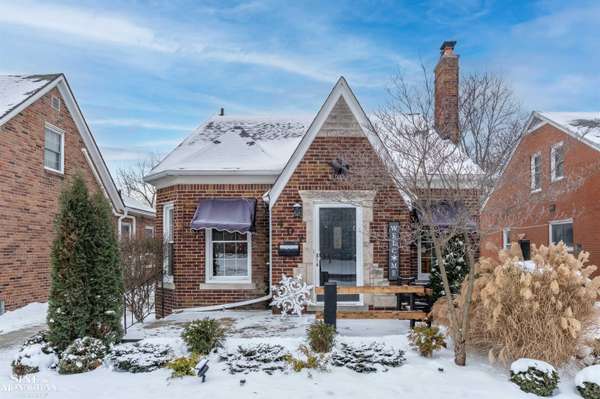 407 Kerby RD, Grosse Pointe Farms, MI 48236