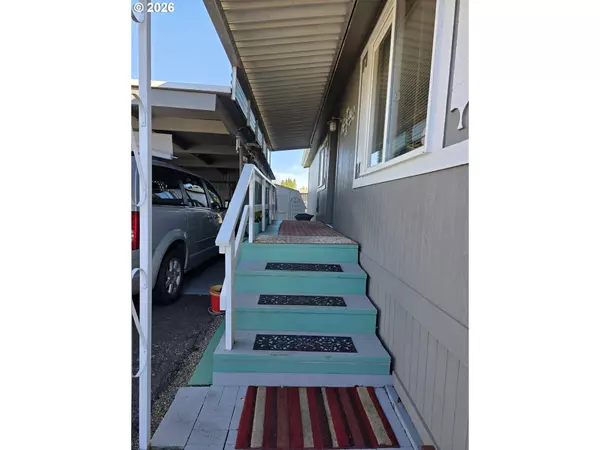 Canby, OR 97013,835 SE 1ST AVE #56