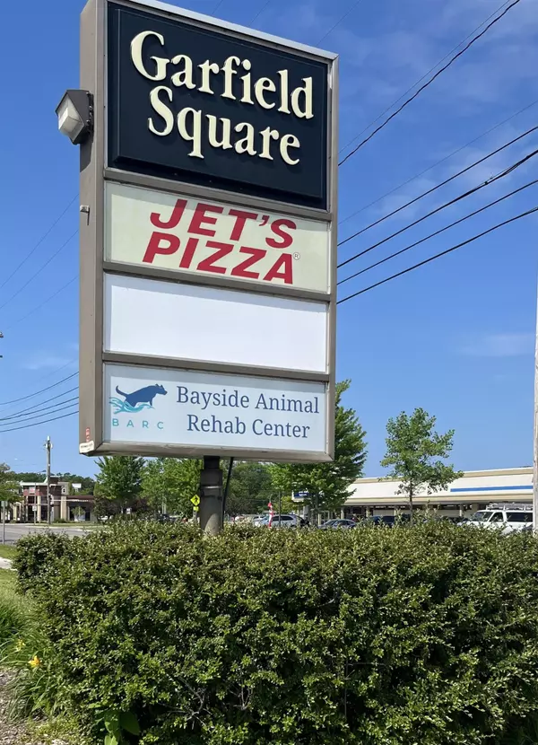 Traverse City, MI 49686,1126-1130 S Garfield