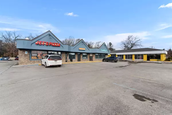 Traverse City, MI 49686,1126-1130 S Garfield