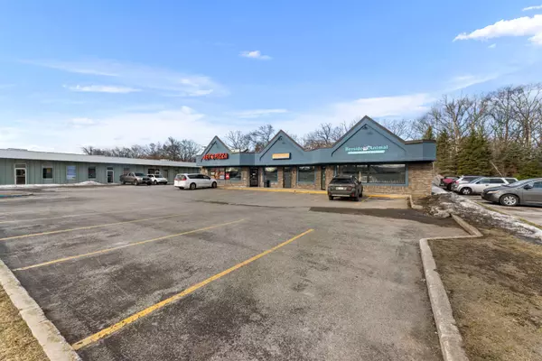 Traverse City, MI 49686,1126-1130 S Garfield