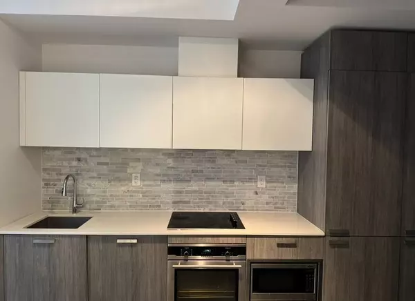 Toronto C08, ON M4Y 0C3,50 Charles ST E #2308