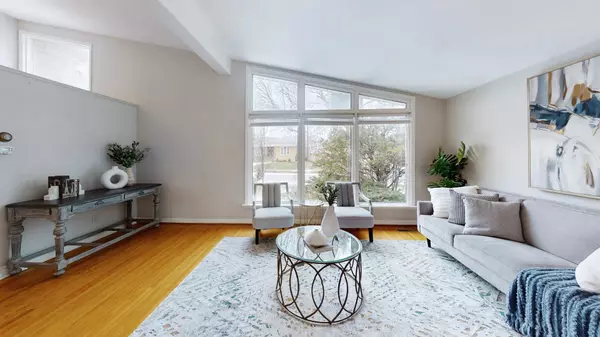 Toronto C07, ON M2R 2R3,333 Pleasant AVE