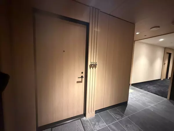 Toronto C01, ON M5V 0V1,35 Mercer ST #3314