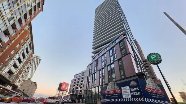 Toronto C08, ON M5A 0Z5,35 Parliament ST #1808