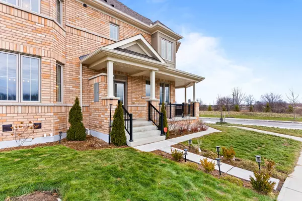 Whitby, ON L1P 0H4,88 Littlewood DR