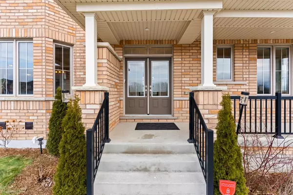 Whitby, ON L1P 0H4,88 Littlewood DR