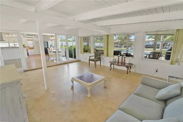 Lauderdale By The Sea, FL 33062,7 Sunset Lane