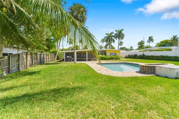 Lauderdale By The Sea, FL 33062,7 Sunset Lane