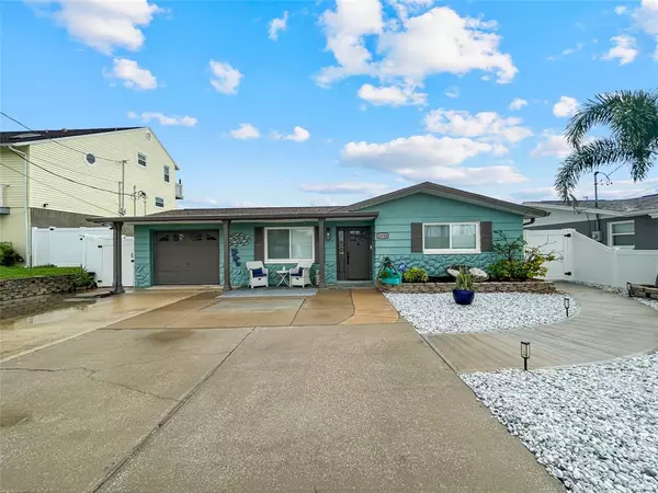 Hudson, FL 34667,13704 MARIA