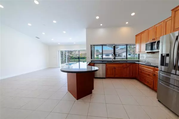 Plantation, FL 33322,1260 NW 101st Ave