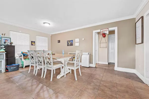 Hollywood, FL 33024,3141 N 73rd Ave