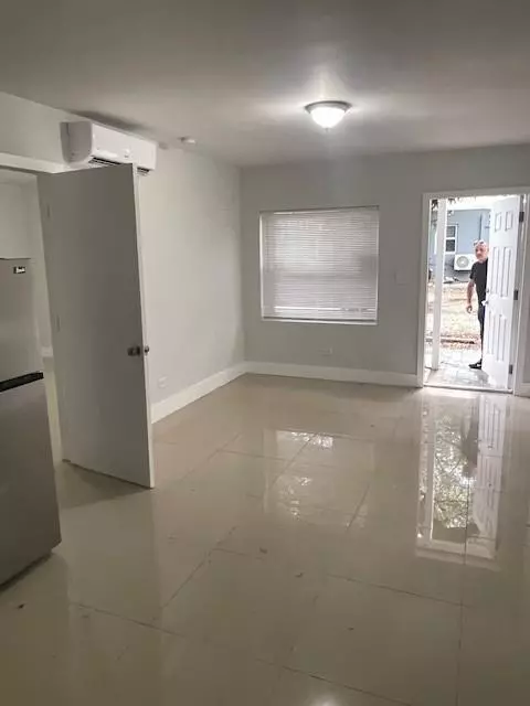 12322 NE 6th Ave #2, North Miami, FL 33161