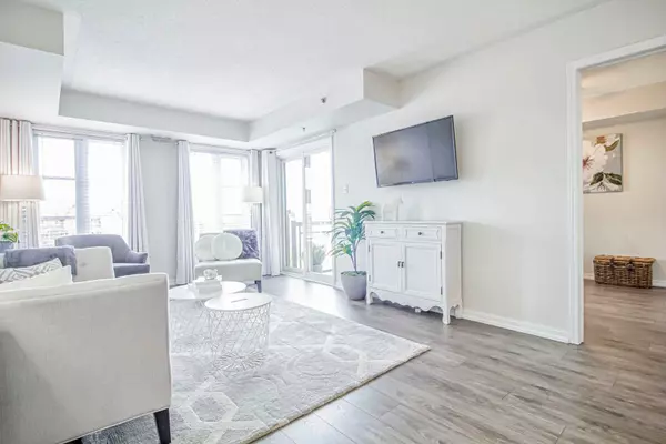 Burlington, ON L7M 0H1,3070 Rotary WAY #321