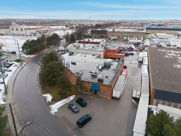 Toronto W10, ON M9W 5T9,40 Claireville DR