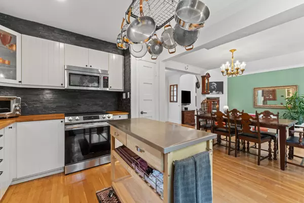 Mississauga, ON L5N 5V1,7 Pierpont PL