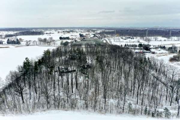 Milton, ON L9E 0P6,5465 No 1 Side RD