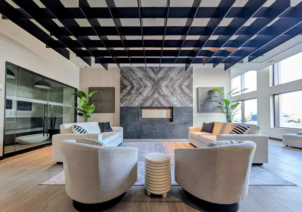 Milton, ON L9T 3L3,8020 Derry RD #609