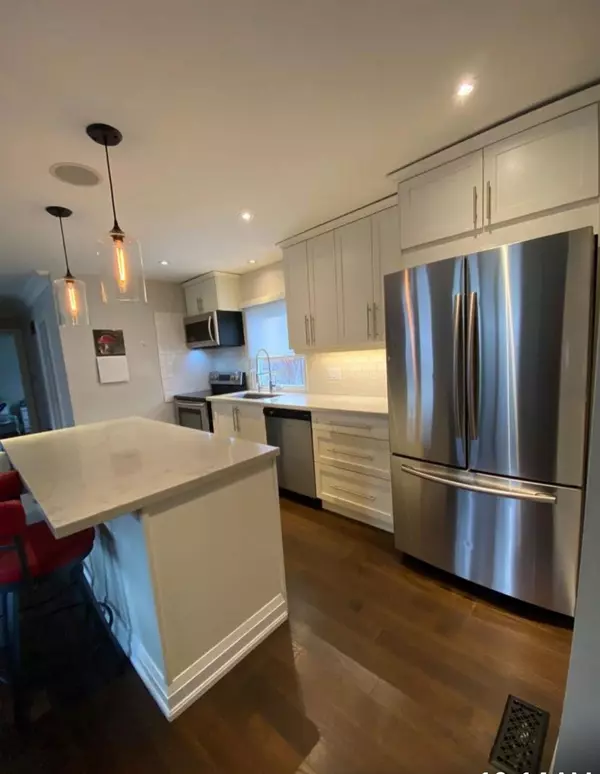 Mississauga, ON L5M 1H4,58 RUTLEDGE RD