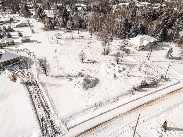 Rideau Lakes, ON K7A 0C8,32 Basswood CRES