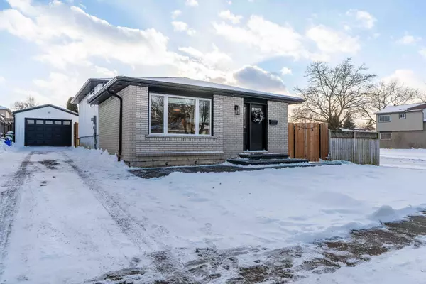 34 William Johnson ST, Hamilton, ON L8J 1B6