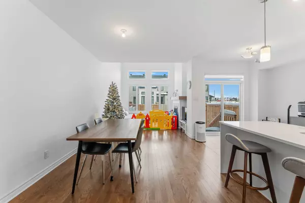 Blossom Park - Airport And Area, ON K4M 0E2,214 Hawkeswood DR