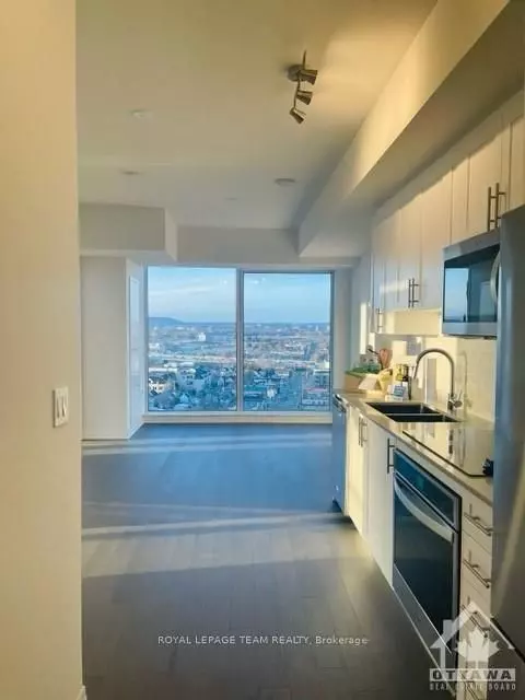 Dows Lake - Civic Hospital And Area, ON K1S 5W9,805 Carling AVE #1502